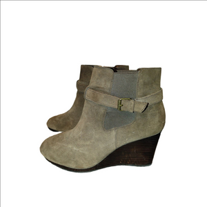 Ralph Lauren Yaskine Suede Booties Size 10B